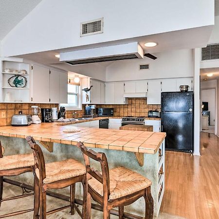 Sea Isle Galveston Getaway Less Than 1 Mile To Beach! Esterno foto