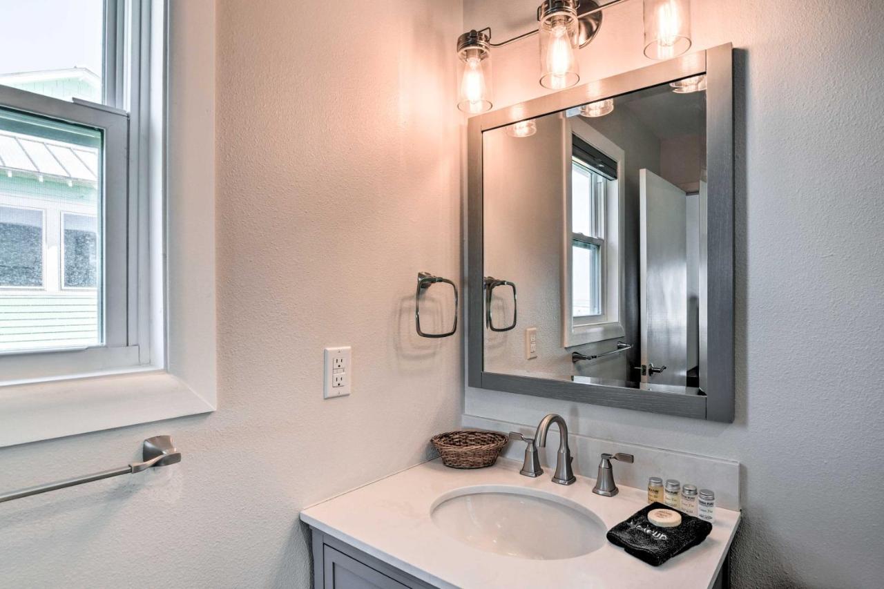 Sea Isle Galveston Getaway Less Than 1 Mile To Beach! Esterno foto