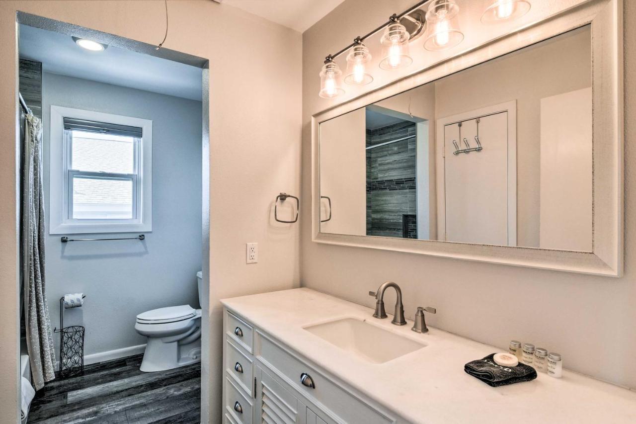 Sea Isle Galveston Getaway Less Than 1 Mile To Beach! Esterno foto